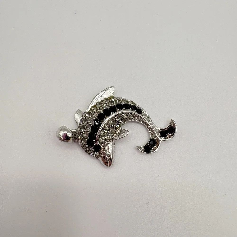 Vintage‎ Dolphin Pendant Silver Tone With Black And Clear Rhinestones